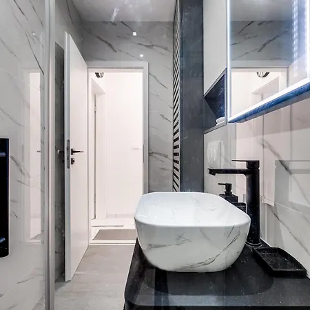 Rade Luxury Ζαντάρ