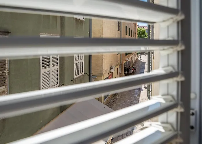 Rade Luxury Apartman Zára